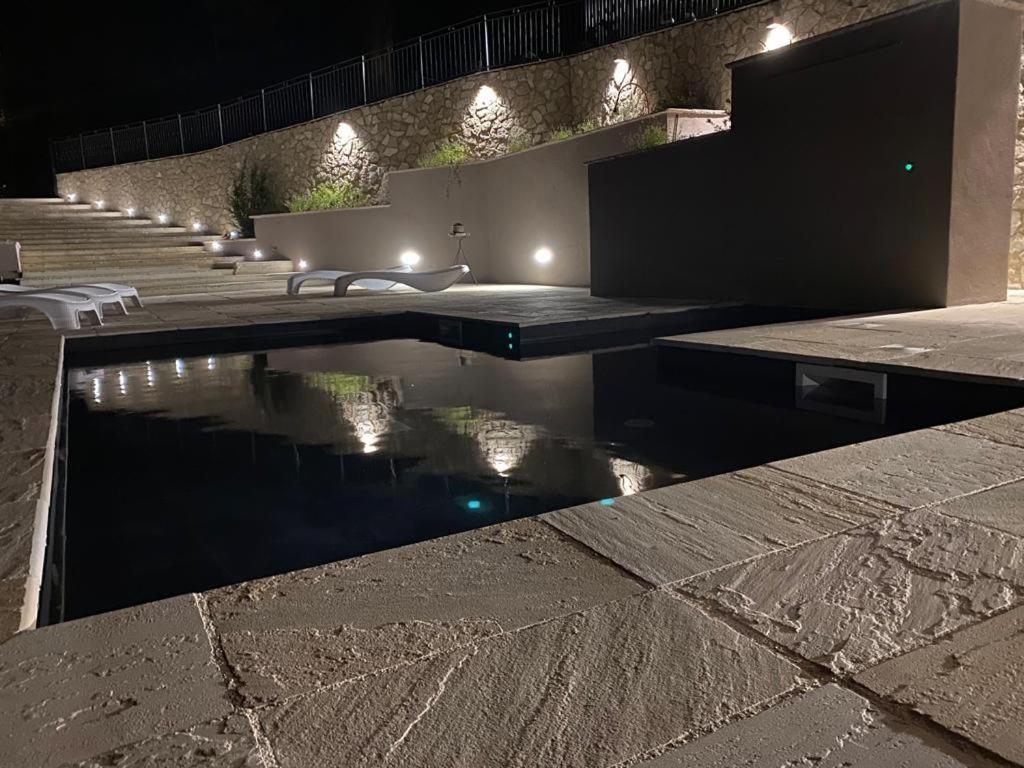 Il Castello Di Perchia Aparthotel Crocemaroggia Eksteriør bilde