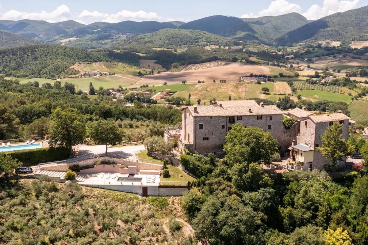 Il Castello Di Perchia Aparthotel Crocemaroggia Eksteriør bilde