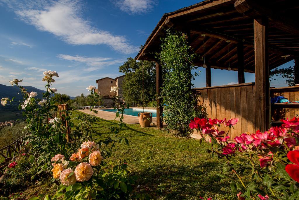 Il Castello Di Perchia Aparthotel Crocemaroggia Eksteriør bilde