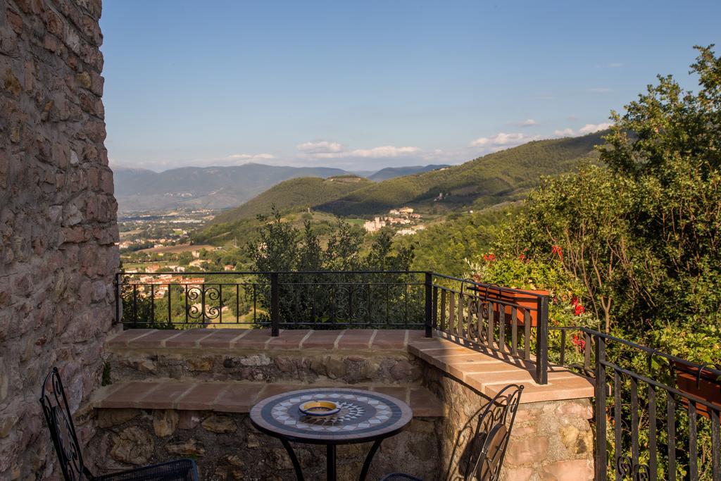 Il Castello Di Perchia Aparthotel Crocemaroggia Eksteriør bilde